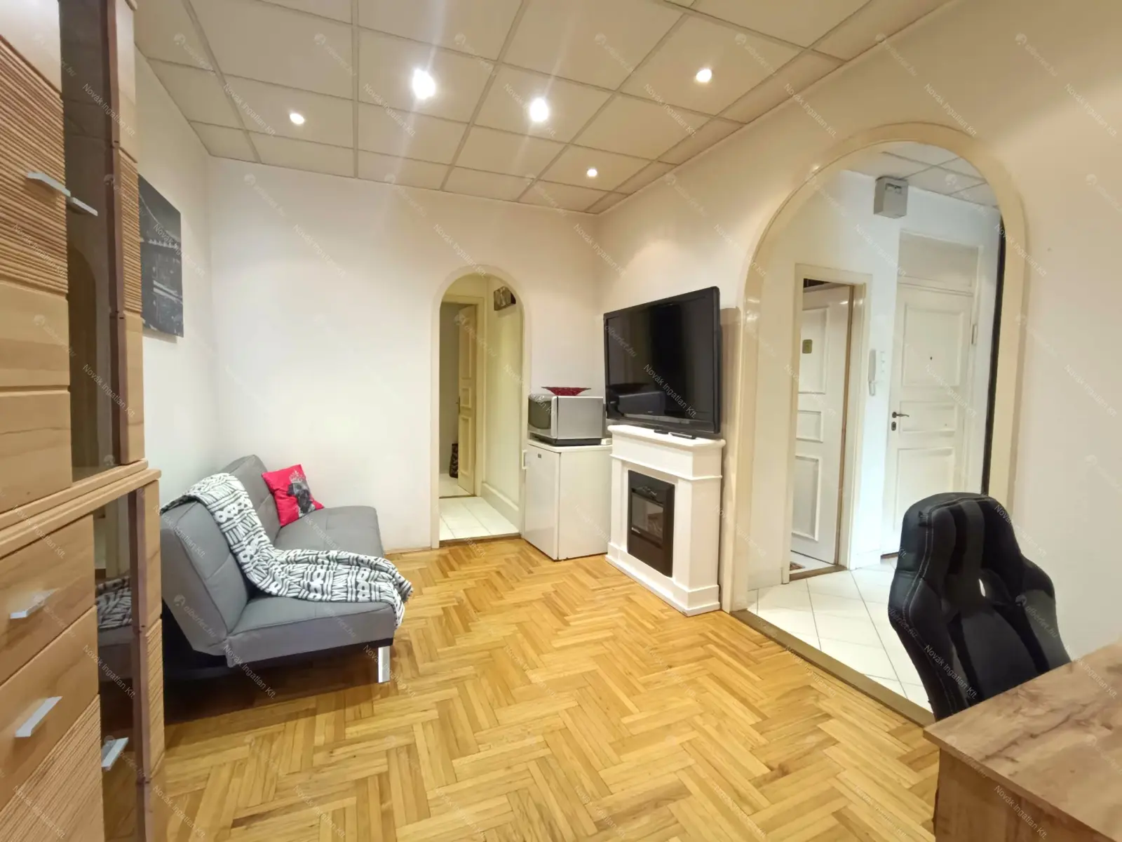 Kiadó albérlet 280000 Ft/hó áron: Budapest, V. kerület  Múzeum körút. Mérete: 55 nm, 1 szobás | Alberlet.hu - 6702472