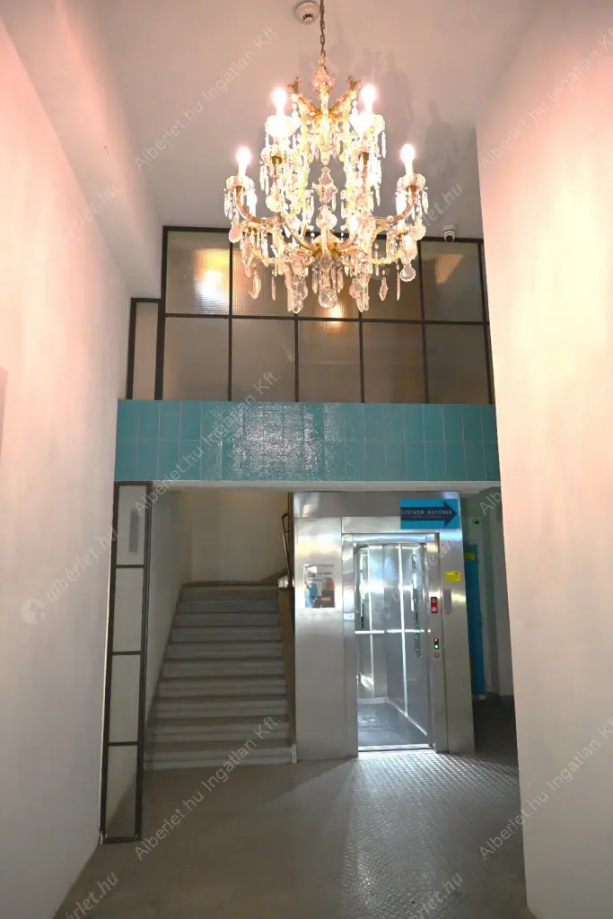 Kiadó albérlet 445000 Ft/hó áron: Budapest, V. kerület  Múzeum körút. Mérete: 70 nm, 2 szobás | Alberlet.hu - 6615312