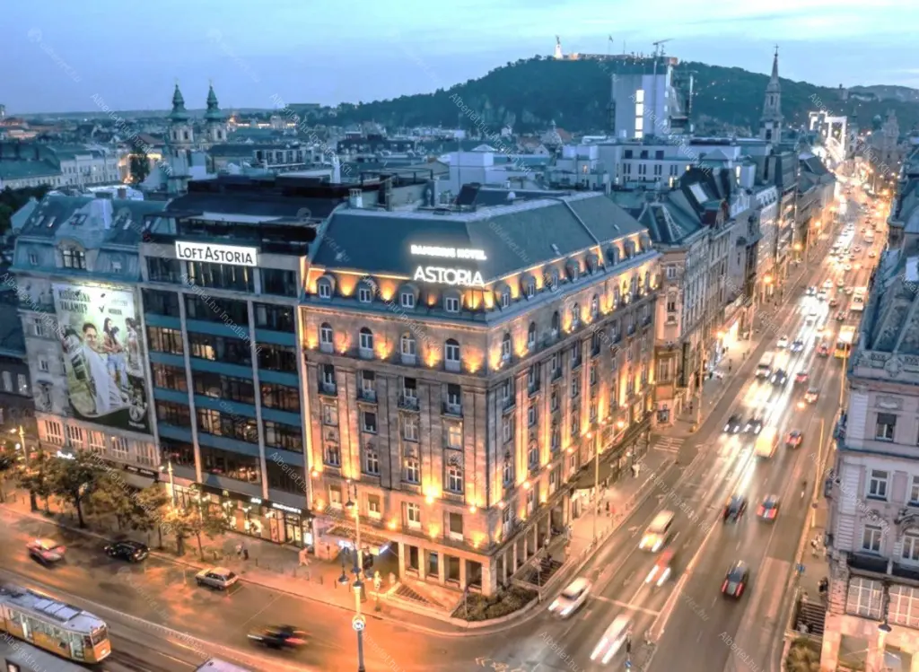 Kiadó albérlet 390000 Ft/hó áron: Budapest, V. kerület  Múzeum körút. Mérete: 70 nm, 2 szobás | Alberlet.hu - 6661992