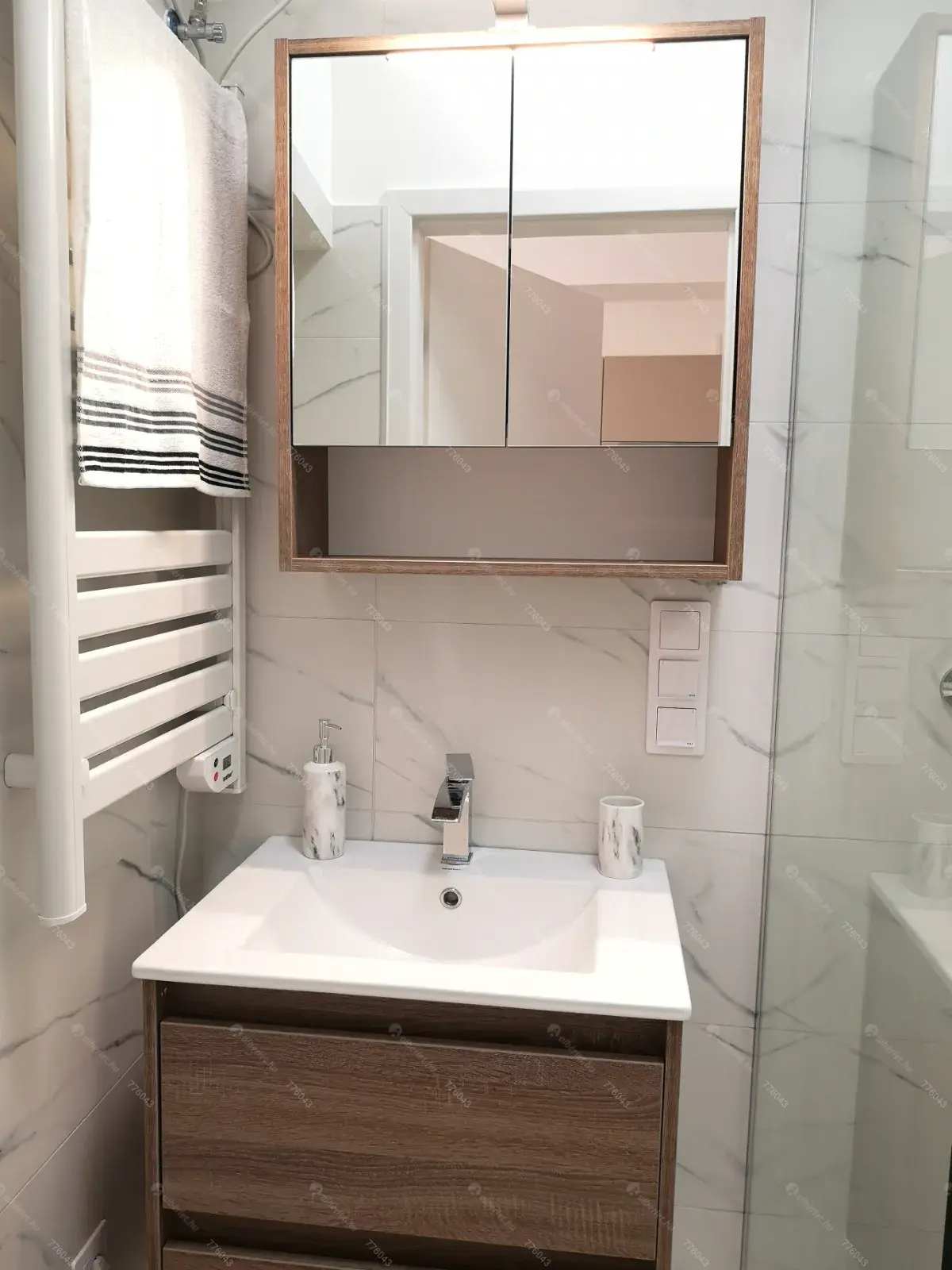 Kiadó albérlet 179000 Ft/hó áron: Budapest, V. kerület   Múzeum krt. . Mérete: 26 nm, 1 szobás | Alberlet.hu - 6678837