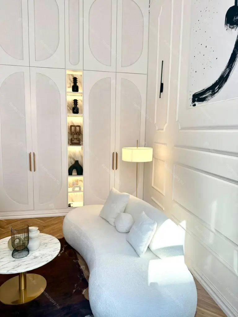 Kiadó albérlet 507000 Ft/hó áron: Budapest, V. kerület  Nádor  utca . Mérete: 61 nm, 3 szobás | Alberlet.hu - 6705266