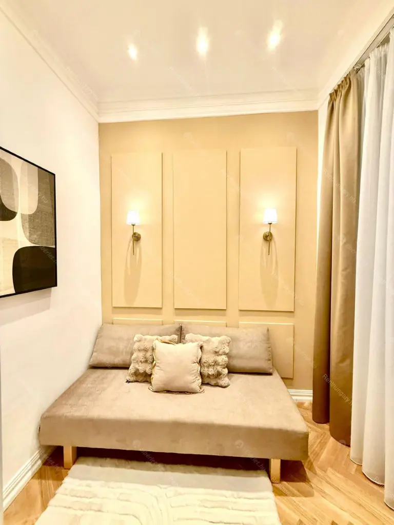 Kiadó albérlet 507000 Ft/hó áron: Budapest, V. kerület  Nádor  utca . Mérete: 61 nm, 3 szobás | Alberlet.hu - 6705272