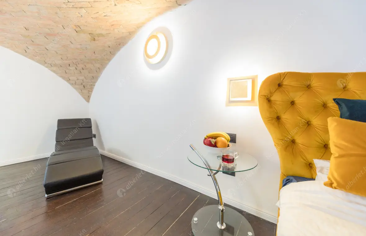 Kiadó albérlet 1108000 Ft/hó áron: Budapest, V. kerület  Nádor utca. Mérete: 105 nm, 2 szobás | Alberlet.hu - 6521661