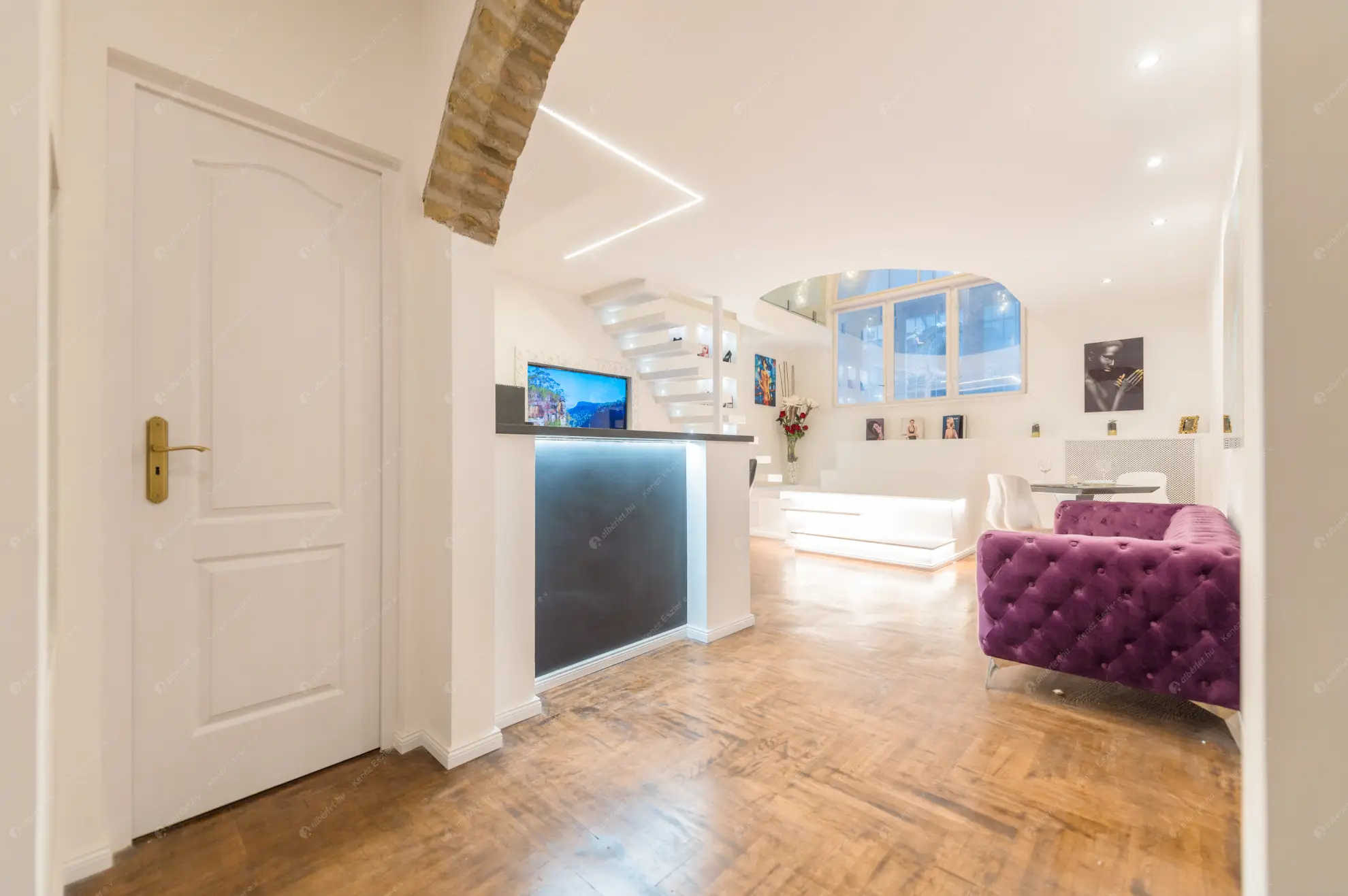 Kiadó albérlet 772000 Ft/hó áron: Budapest, V. kerület  Nádor utca. Mérete: 105 nm, 2 szobás | Alberlet.hu - 6618332