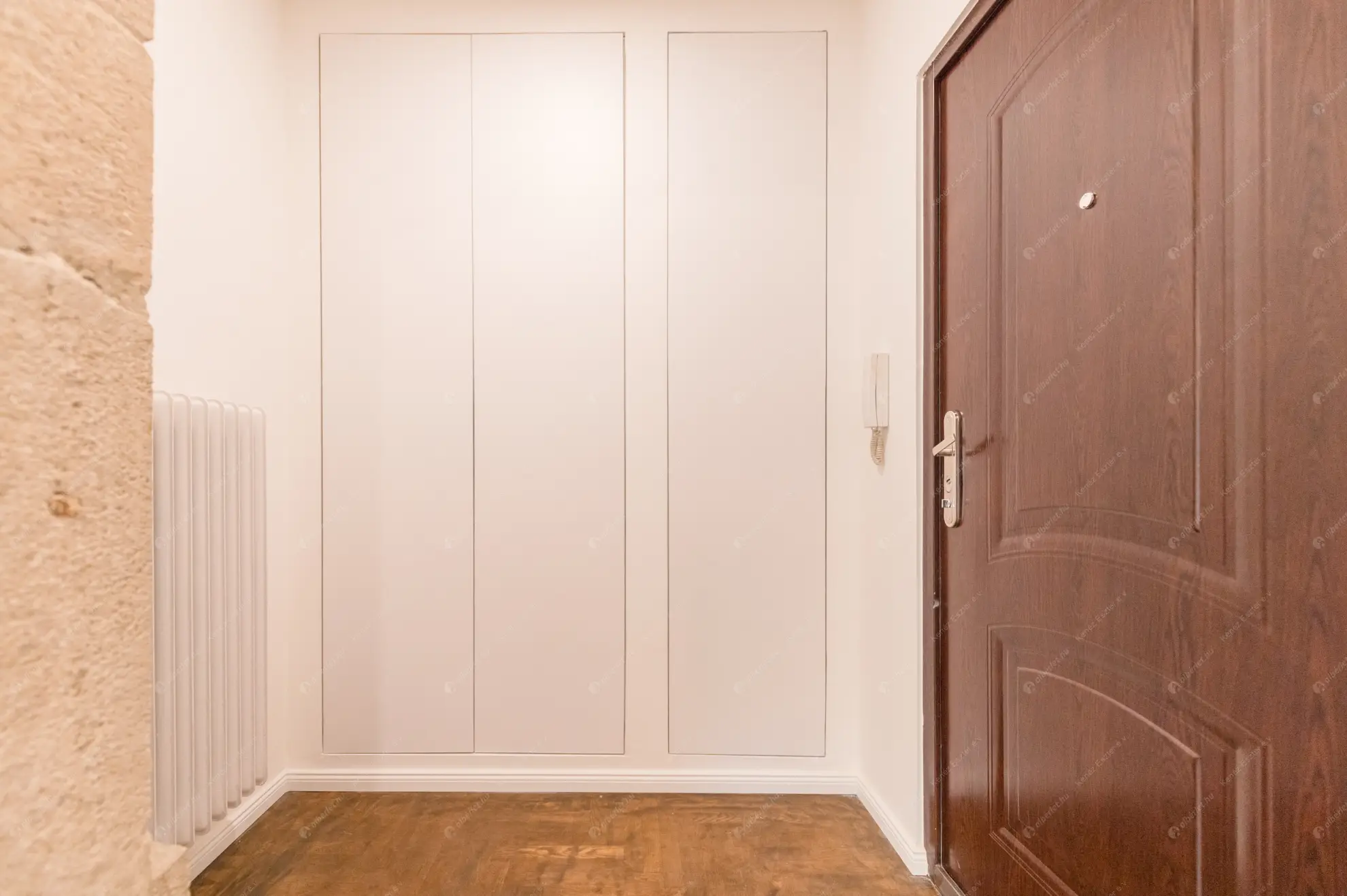 Kiadó albérlet 772000 Ft/hó áron: Budapest, V. kerület  Nádor utca. Mérete: 105 nm, 2 szobás | Alberlet.hu - 6618334