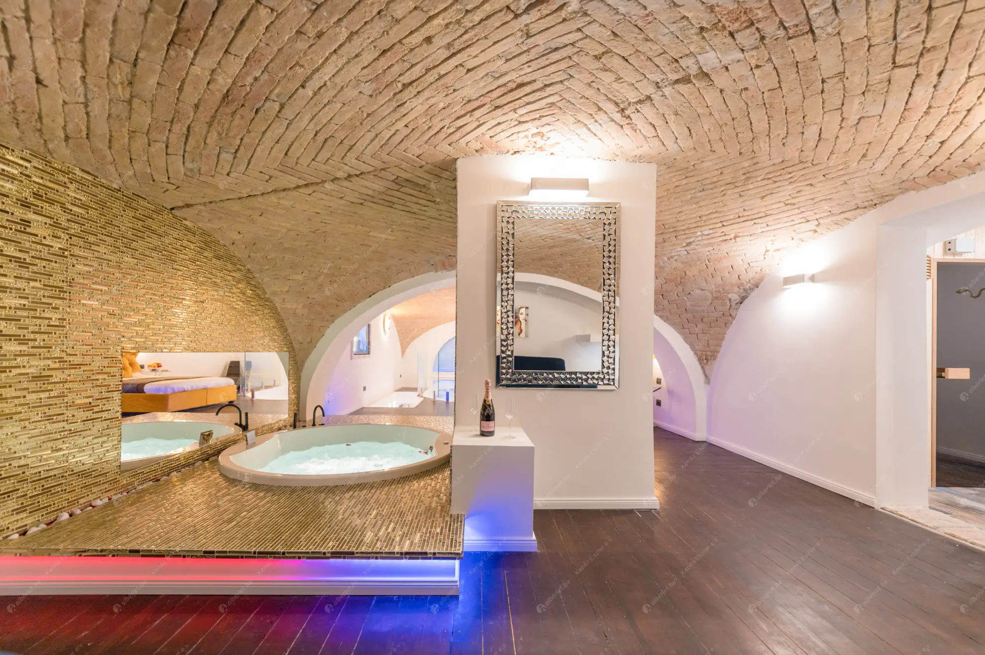 Kiadó albérlet 772000 Ft/hó áron: Budapest, V. kerület  Nádor utca. Mérete: 105 nm, 2 szobás | Alberlet.hu - 6618341