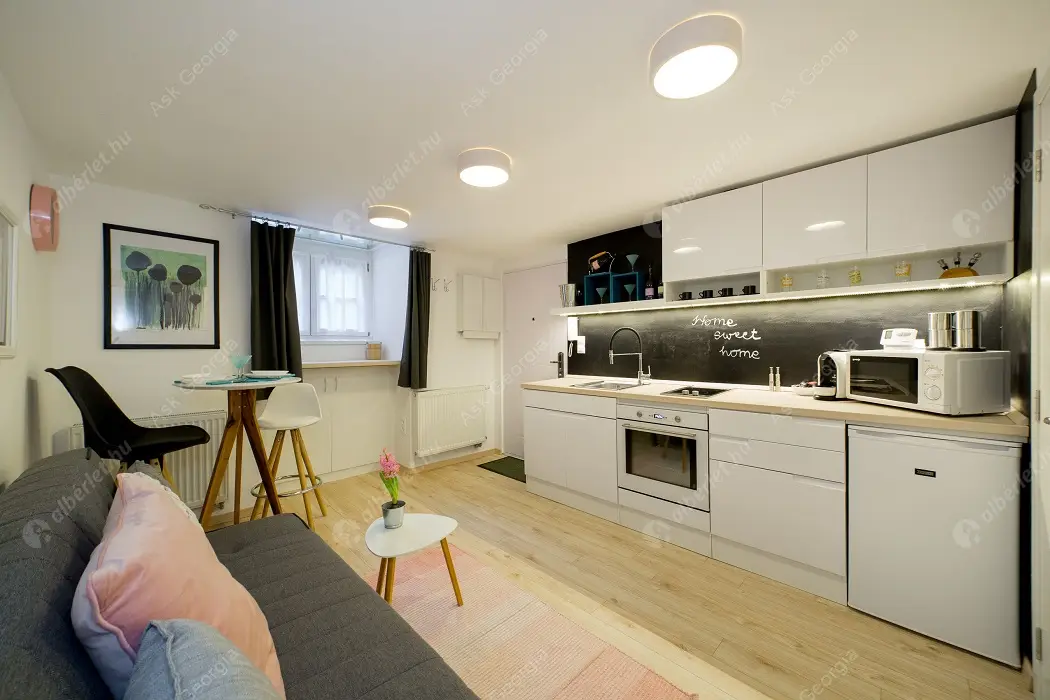 Kiadó albérlet 280000 Ft/hó áron: Budapest, V. kerület  Nádor utca. Mérete: 27 nm, 1 szobás | Alberlet.hu - 5180281