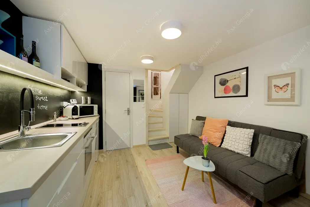 Kiadó albérlet 280000 Ft/hó áron: Budapest, V. kerület  Nádor utca. Mérete: 27 nm, 1 szobás | Alberlet.hu - 5180282