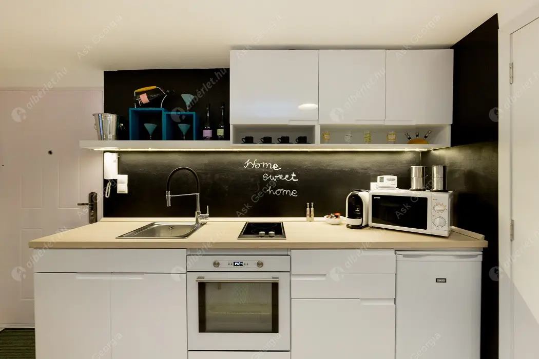 Kiadó albérlet 280000 Ft/hó áron: Budapest, V. kerület  Nádor utca. Mérete: 27 nm, 1 szobás | Alberlet.hu - 5180288