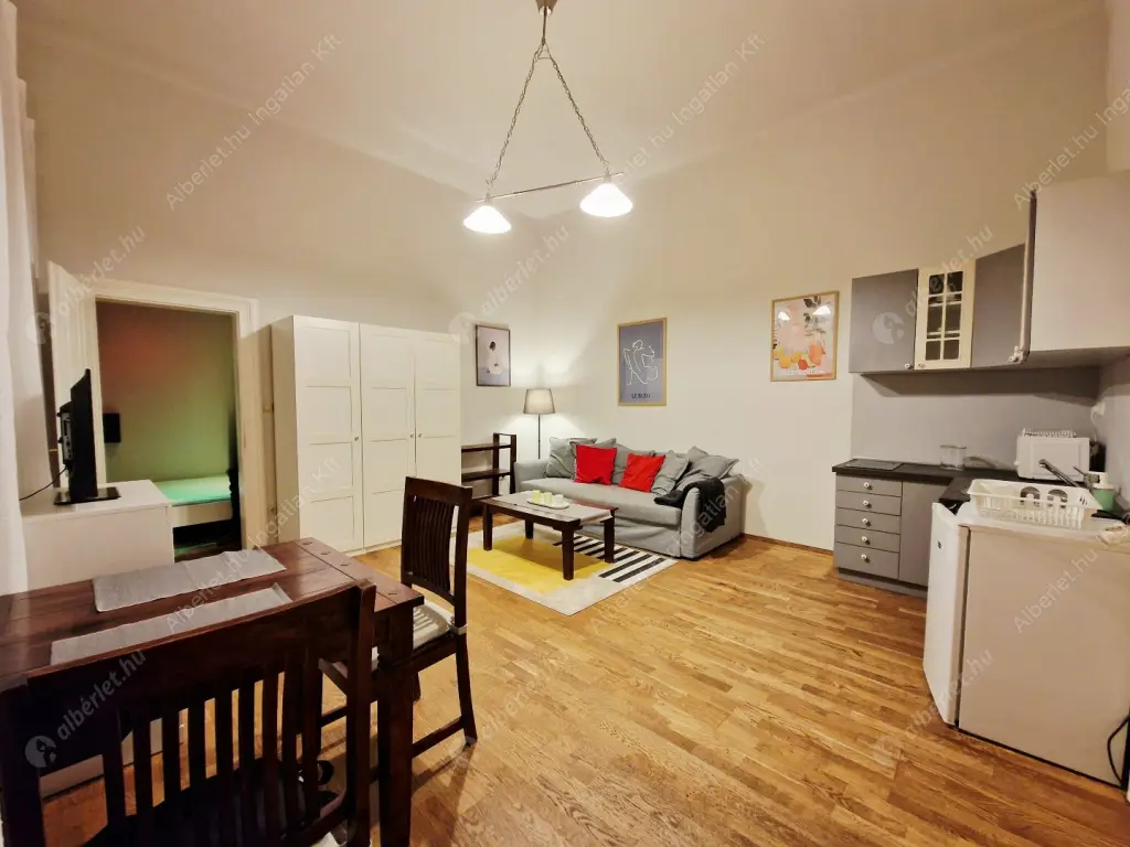 Kiadó albérlet 240000 Ft/hó áron: Budapest, V. kerület  Nagy Ignác utca. Mérete: 43 nm, 1 szobás | Alberlet.hu - 6634860