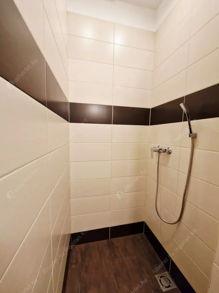 Kiadó albérlet 240000 Ft/hó áron: Budapest, V. kerület  Nagy Ignác utca. Mérete: 43 nm, 1 szobás | Alberlet.hu - 6634878