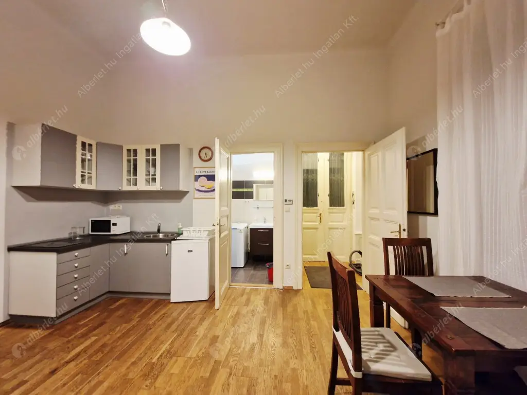 Kiadó albérlet 240000 Ft/hó áron: Budapest, V. kerület  Nagy Ignác utca. Mérete: 43 nm, 1 szobás | Alberlet.hu - 6634881