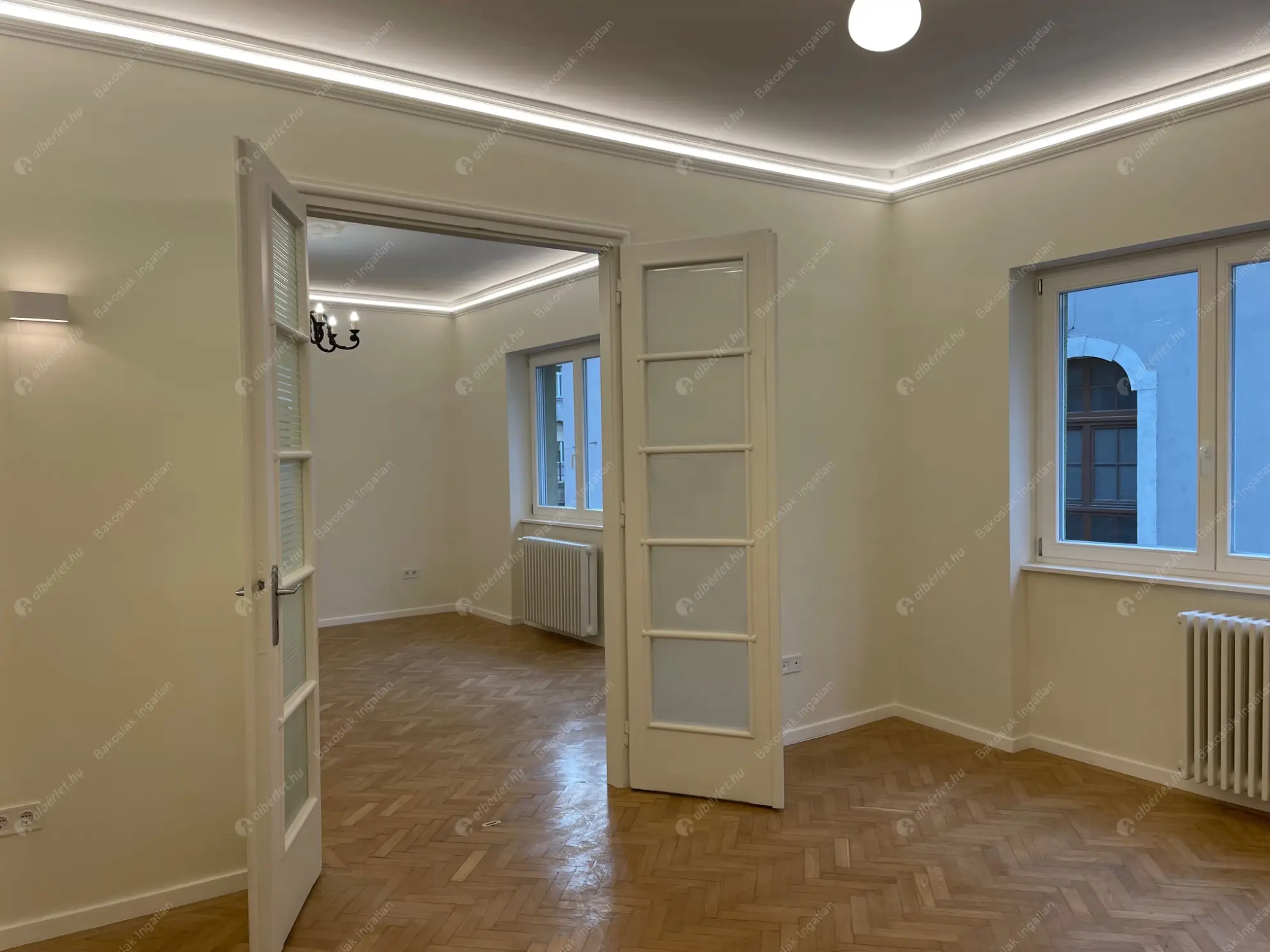 Kiadó albérlet 350000 Ft/hó áron: Budapest, V. kerület  Nyáry Pál utca. Mérete: 60 nm, 2 szobás | Alberlet.hu - 6586088