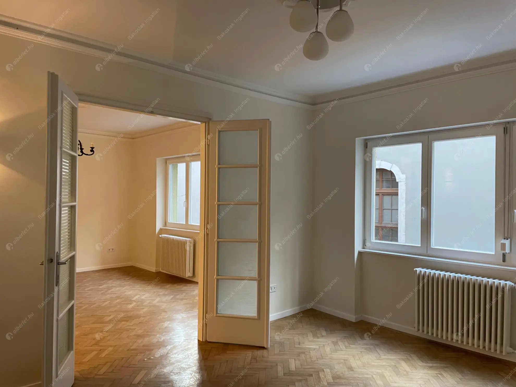 Kiadó albérlet 350000 Ft/hó áron: Budapest, V. kerület  Nyáry Pál utca. Mérete: 60 nm, 2 szobás | Alberlet.hu - 6586100