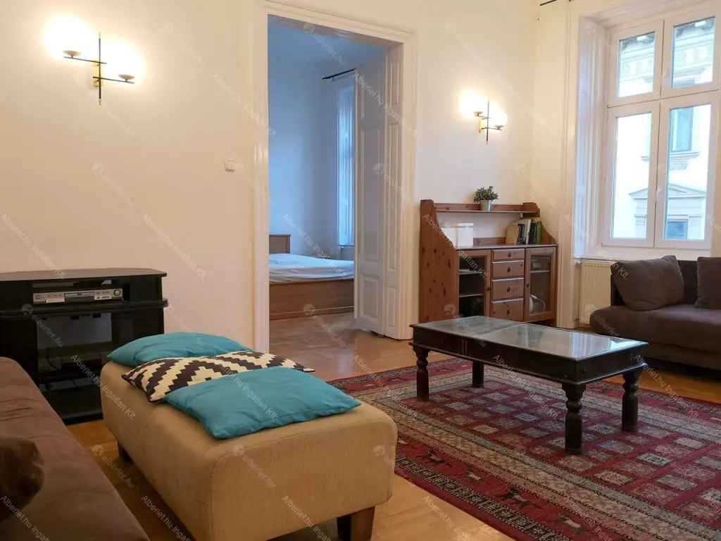 Kiadó albérlet 500000 Ft/hó áron: Budapest, V. kerület  Október 6. utca. Mérete: 124 nm, 4 szobás | Alberlet.hu - 6681629