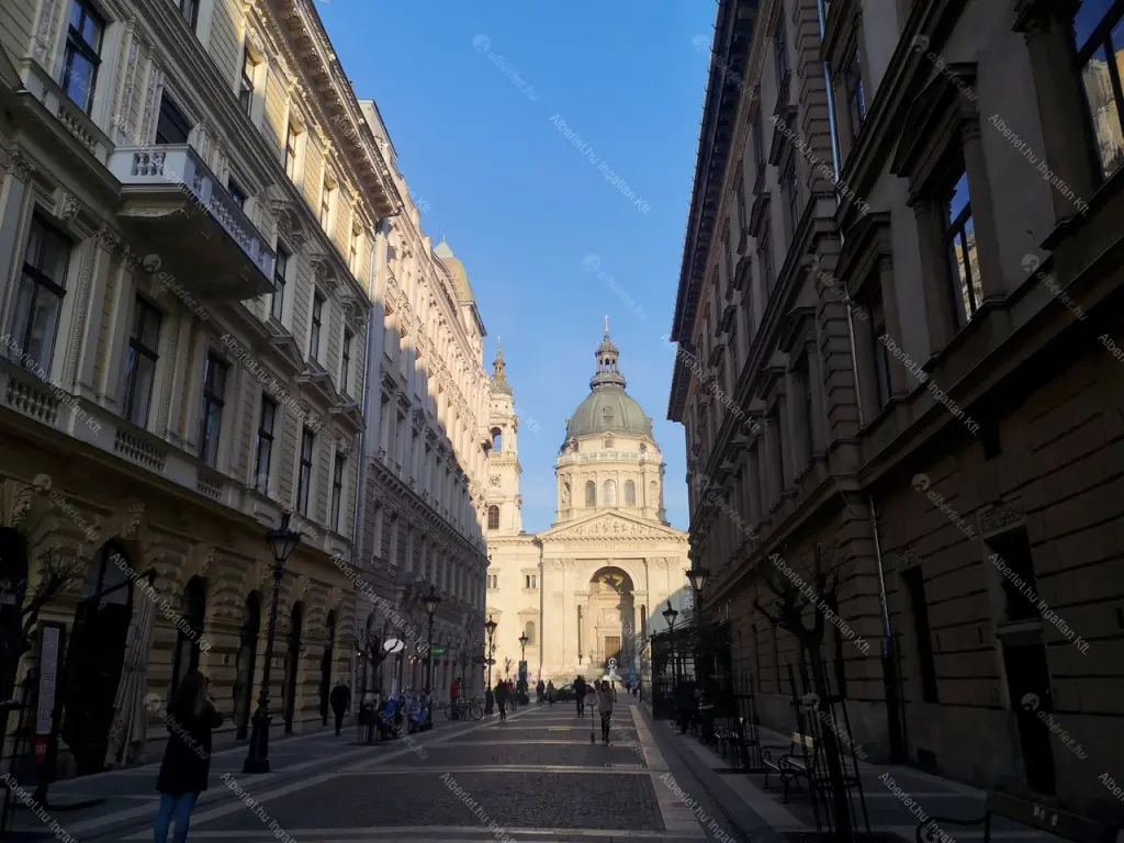 Kiadó albérlet 500000 Ft/hó áron: Budapest, V. kerület  Október 6. utca. Mérete: 124 nm, 4 szobás | Alberlet.hu - 6681646