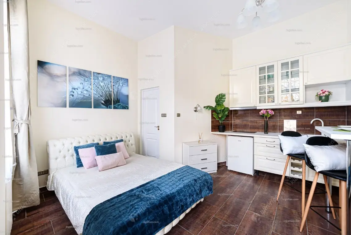 Kiadó albérlet 210000 Ft/hó áron: Budapest, V. kerület  Október 6. utca. Mérete: 20 nm, 1 szobás | Alberlet.hu - 6638722