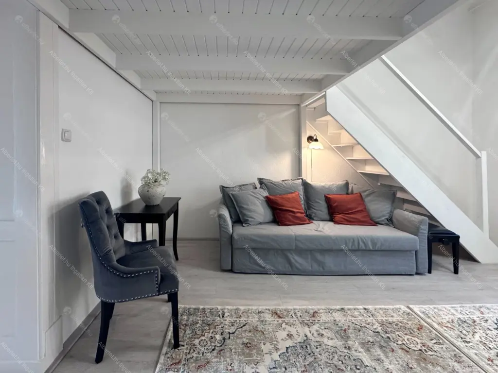 Kiadó albérlet 240000 Ft/hó áron: Budapest, V. kerület  Október 6. utca. Mérete: 35 nm, 1 szobás | Alberlet.hu - 6651990