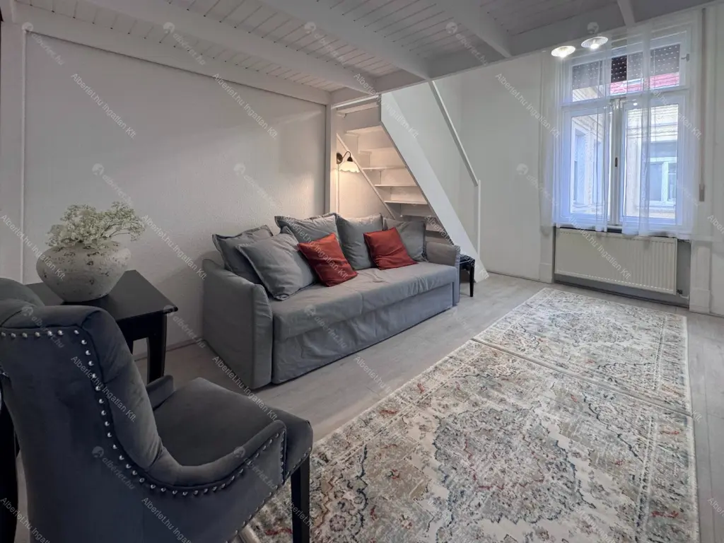 Kiadó albérlet 240000 Ft/hó áron: Budapest, V. kerület  Október 6. utca. Mérete: 35 nm, 1 szobás | Alberlet.hu - 6658216