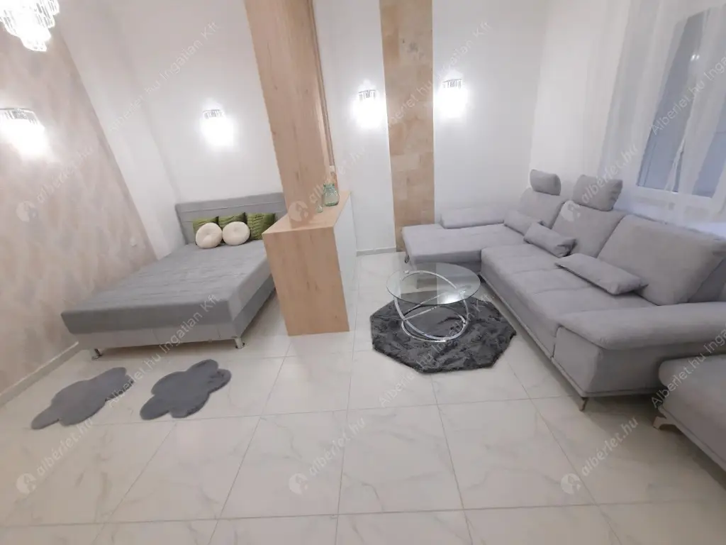 Kiadó albérlet 450000 Ft/hó áron: Budapest, V. kerület  Október 6. utca. Mérete: 52 nm, 1 szobás | Alberlet.hu - 6518703