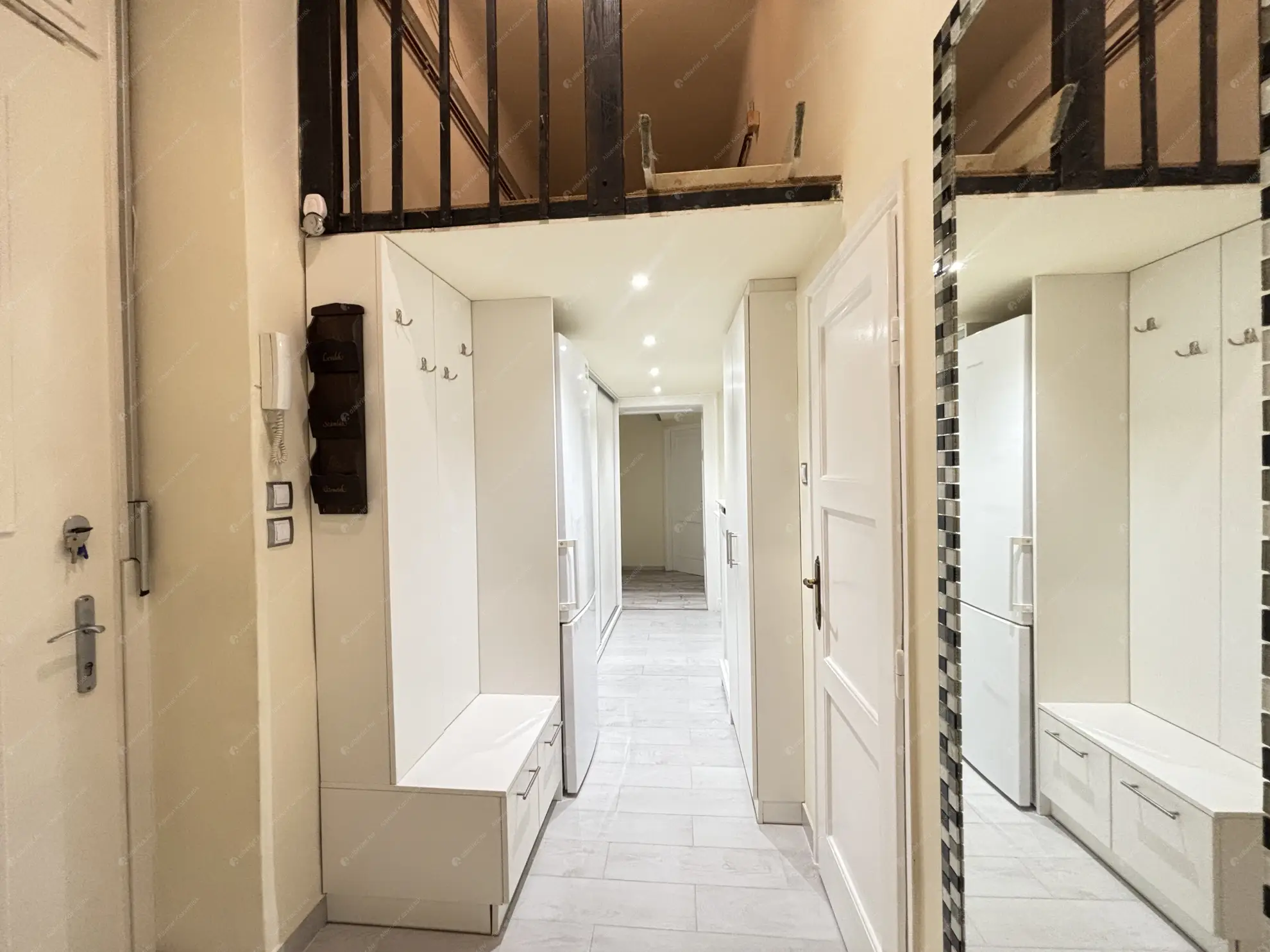 Kiadó albérlet 280000 Ft/hó áron: Budapest, V. kerület  Október 6. utca. Mérete: 52 nm, 2 szobás | Alberlet.hu - 6590521