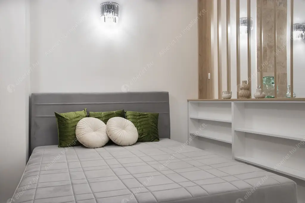 Kiadó albérlet 300000 Ft/hó áron: Budapest, V. kerület  Október 6. utca. Mérete: 52 nm, 1 szobás | Alberlet.hu - 6618762