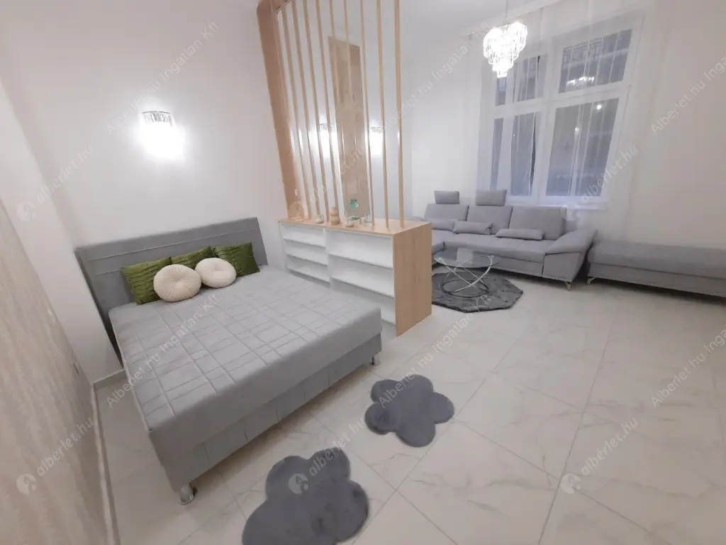 Kiadó albérlet 300000 Ft/hó áron: Budapest, V. kerület  Október 6. utca. Mérete: 52 nm, 1 szobás | Alberlet.hu - 6618771