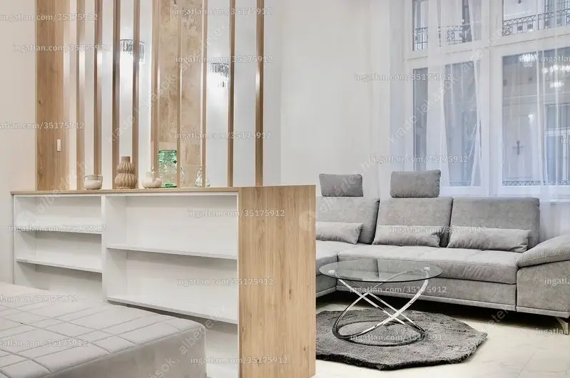 Kiadó albérlet 350000 Ft/hó áron: Budapest, V. kerület  Október 6. utca. Mérete: 52 nm, 1 szobás | Alberlet.hu - 6625850