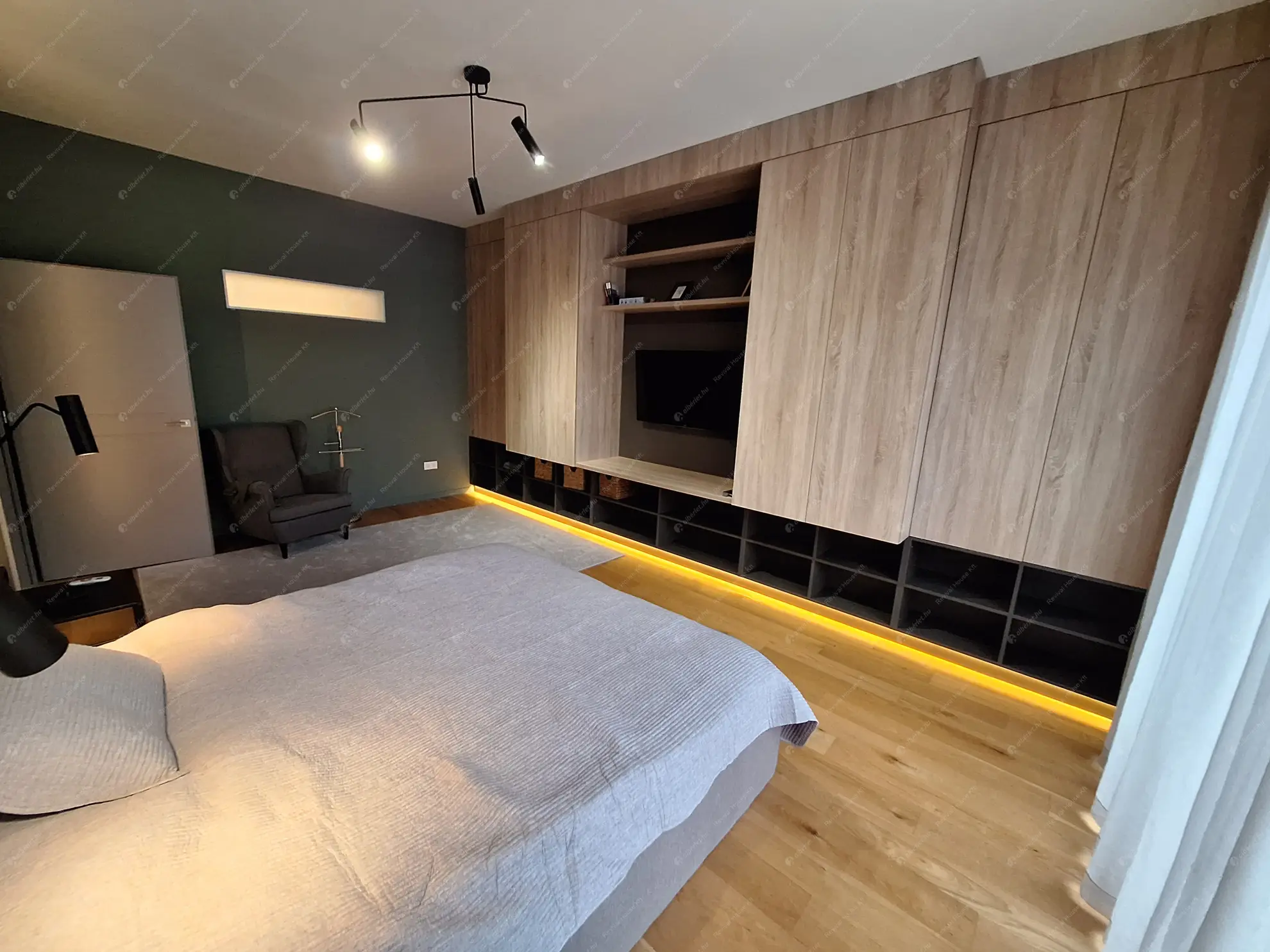 Kiadó albérlet 764000 Ft/hó áron: Budapest, V. kerület  Október 6. utca. Mérete: 80 nm, 3 szobás | Alberlet.hu - 6565289