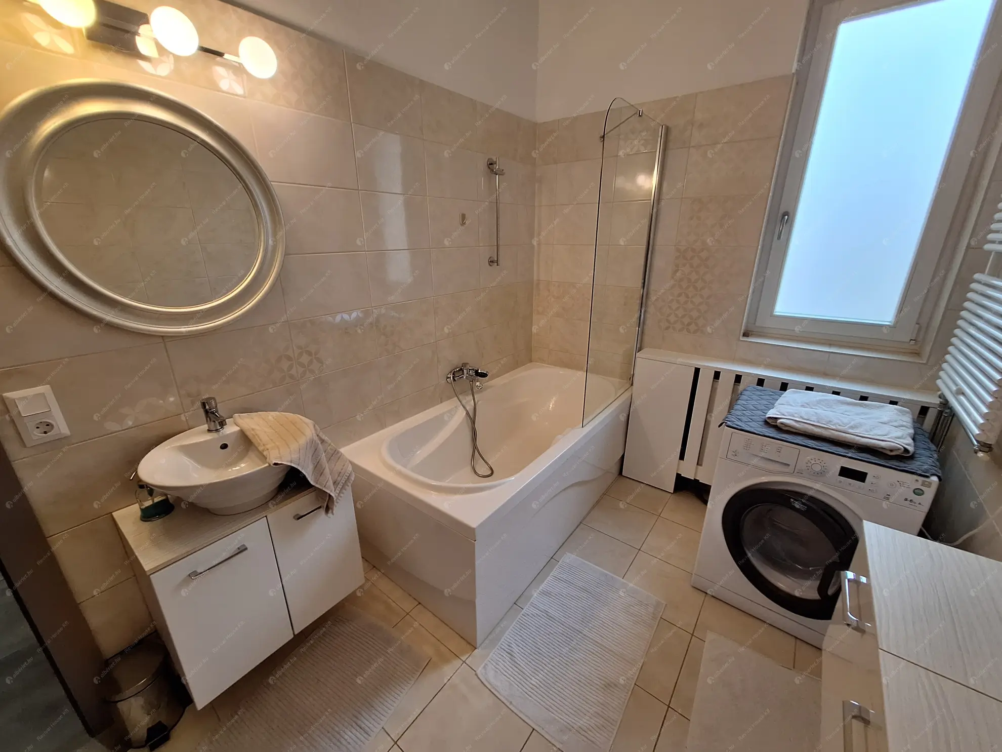 Kiadó albérlet 764000 Ft/hó áron: Budapest, V. kerület  Október 6. utca. Mérete: 80 nm, 3 szobás | Alberlet.hu - 6565294