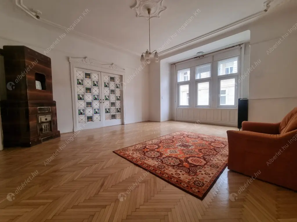 Kiadó albérlet 395000 Ft/hó áron: Budapest, V. kerület  Október 6. utca. Mérete: 85 nm, 3 szobás | Alberlet.hu - 6515916