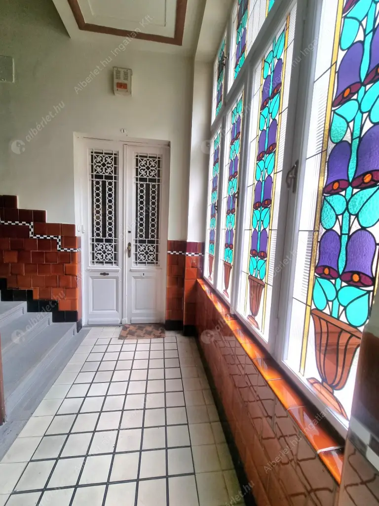 Kiadó albérlet 395000 Ft/hó áron: Budapest, V. kerület  Október 6. utca. Mérete: 85 nm, 3 szobás | Alberlet.hu - 6515924