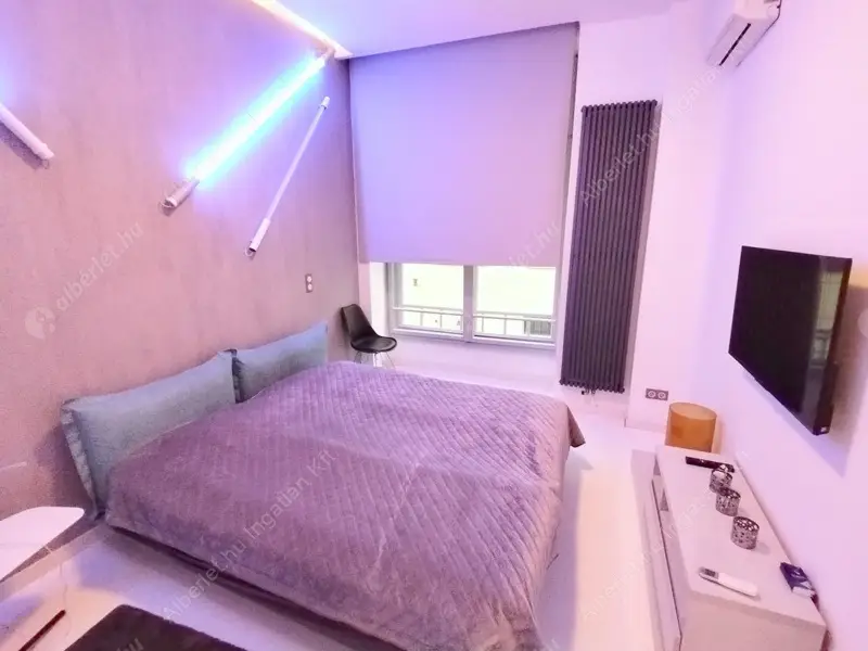 Kiadó albérlet 740000 Ft/hó áron: Budapest, V. kerület  Október 6. utca. Mérete: 85 nm, 3 szobás | Alberlet.hu - 6551024