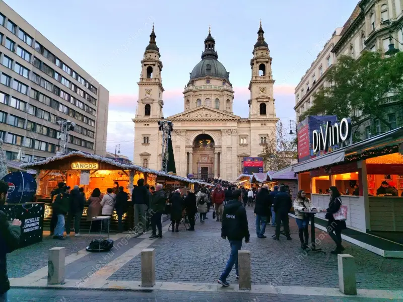 Kiadó albérlet 740000 Ft/hó áron: Budapest, V. kerület  Október 6. utca. Mérete: 85 nm, 3 szobás | Alberlet.hu - 6551030