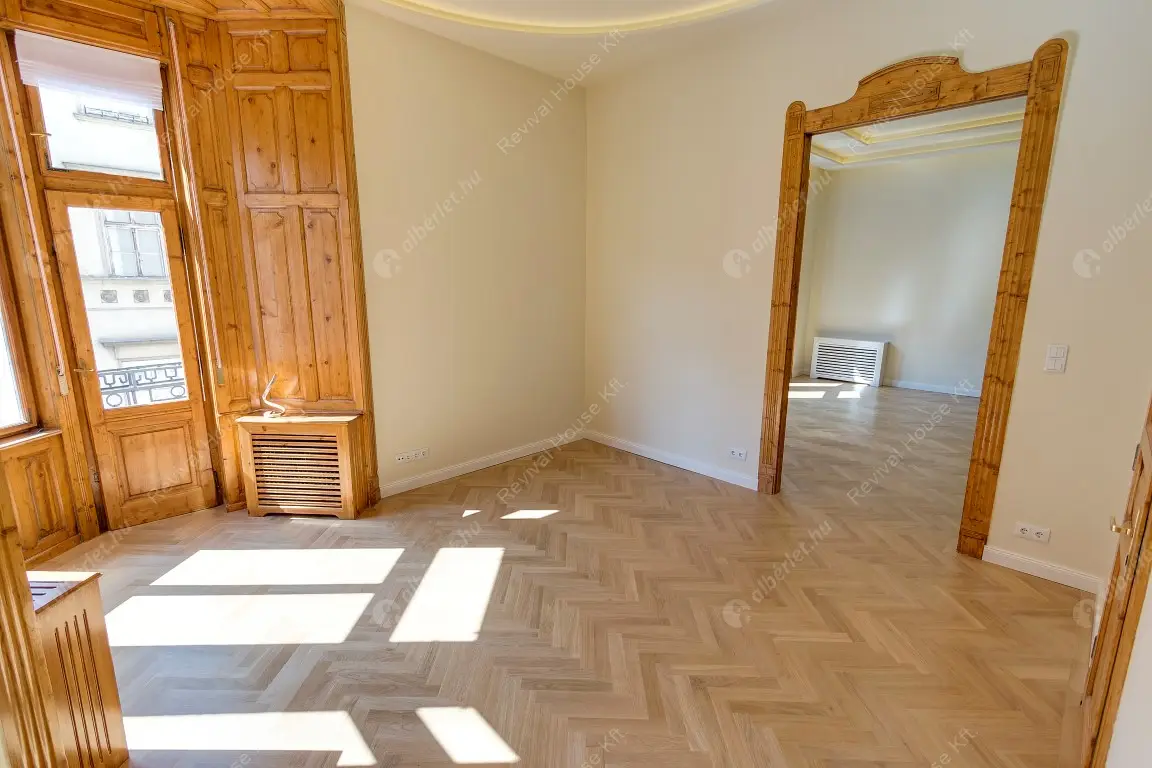 Kiadó albérlet 648000 Ft/hó áron: Budapest, V. kerület  Október 6. utca. Mérete: 90 nm, 3 szobás | Alberlet.hu - 6593329