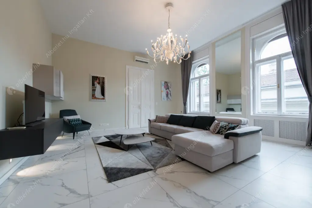 Kiadó albérlet 950000 Ft/hó áron: Budapest, V. kerület  Papnövelde utca. Mérete: 160 nm, 4 szobás | Alberlet.hu - 6603428