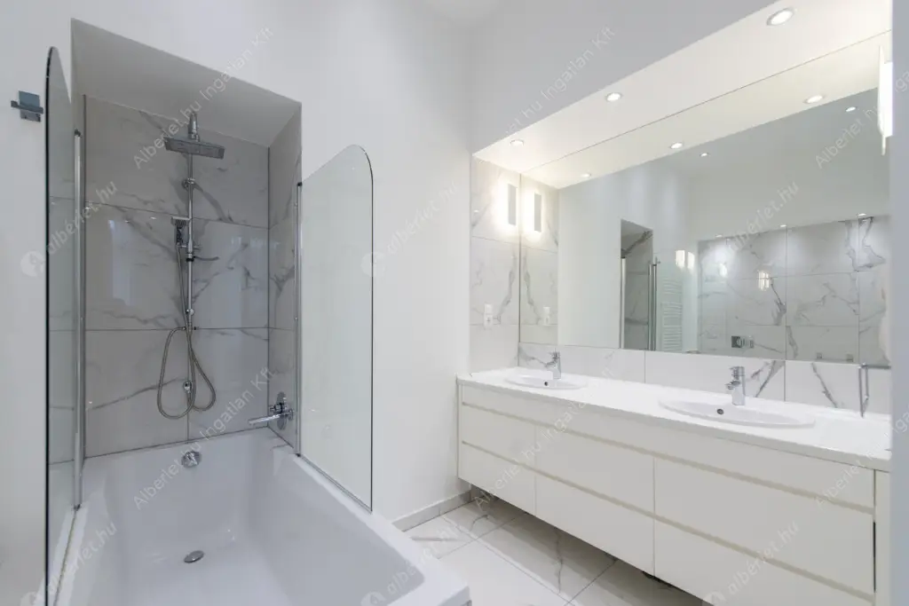 Kiadó albérlet 950000 Ft/hó áron: Budapest, V. kerület  Papnövelde utca. Mérete: 160 nm, 4 szobás | Alberlet.hu - 6603448