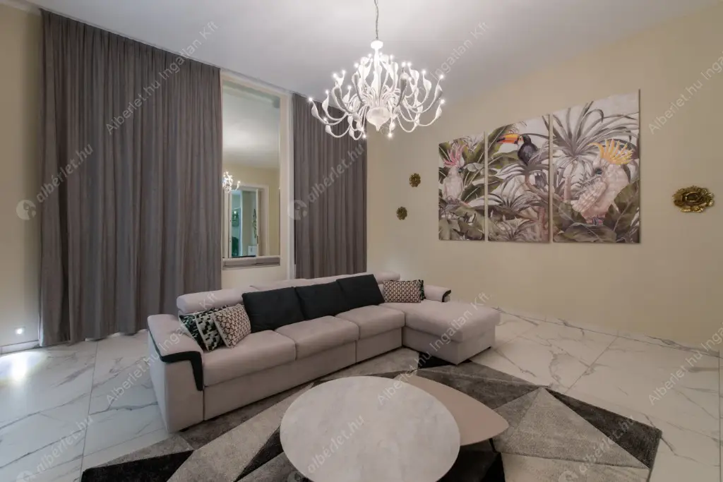 Kiadó albérlet 950000 Ft/hó áron: Budapest, V. kerület  Papnövelde utca. Mérete: 160 nm, 4 szobás | Alberlet.hu - 6603454