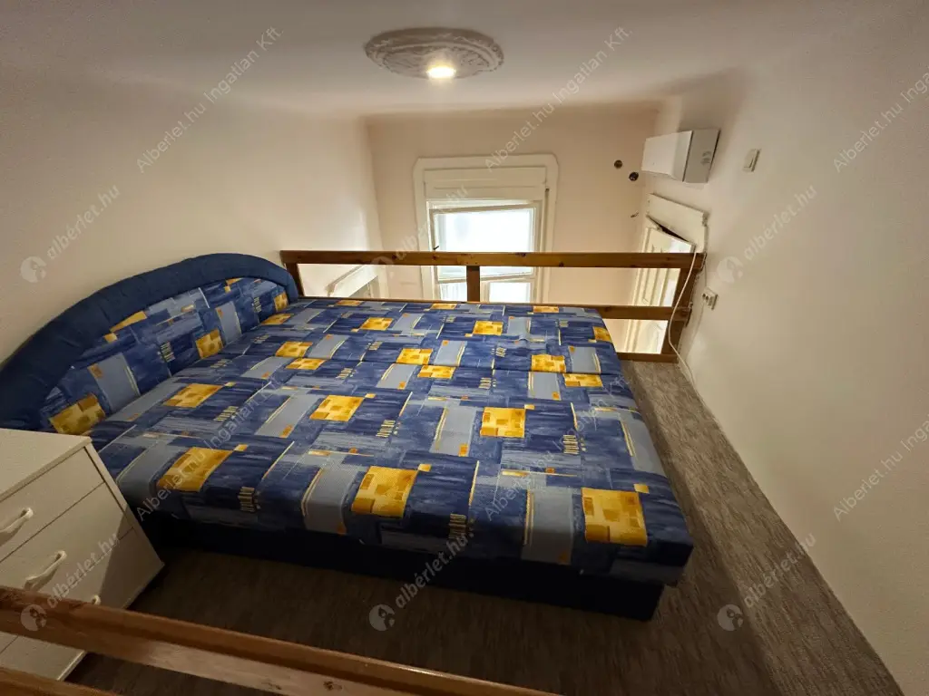 Kiadó albérlet 245000 Ft/hó áron: Budapest, V. kerület  Papnövelde utca. Mérete: 22 nm, 1 szobás | Alberlet.hu - 6601840
