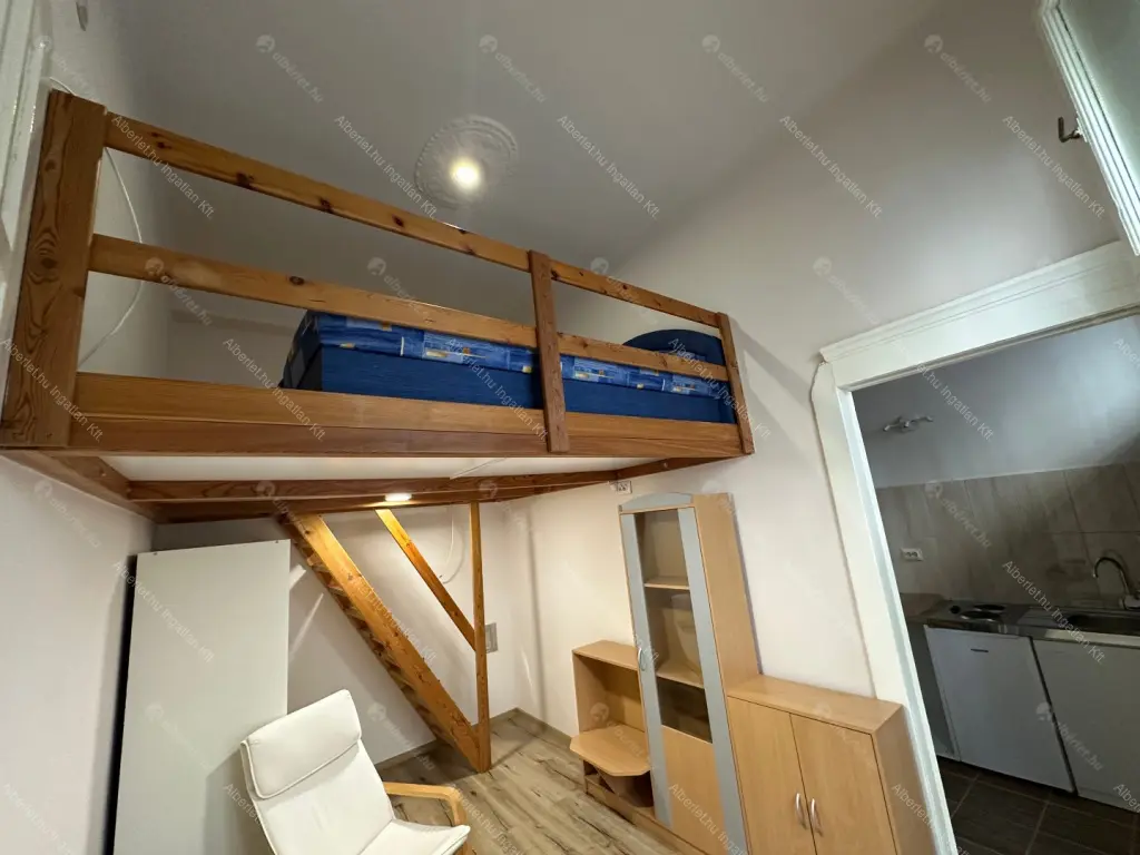 Kiadó albérlet 245000 Ft/hó áron: Budapest, V. kerület  Papnövelde utca. Mérete: 22 nm, 1 szobás | Alberlet.hu - 6640149