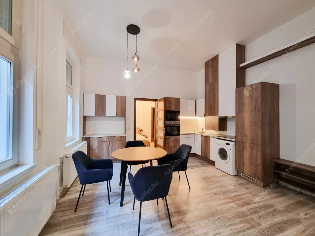 Kiadó albérlet 350000 Ft/hó áron: Budapest, V. kerület  Papnövelde utca. Mérete: 55 nm, 2 szobás | Alberlet.hu - 6556846
