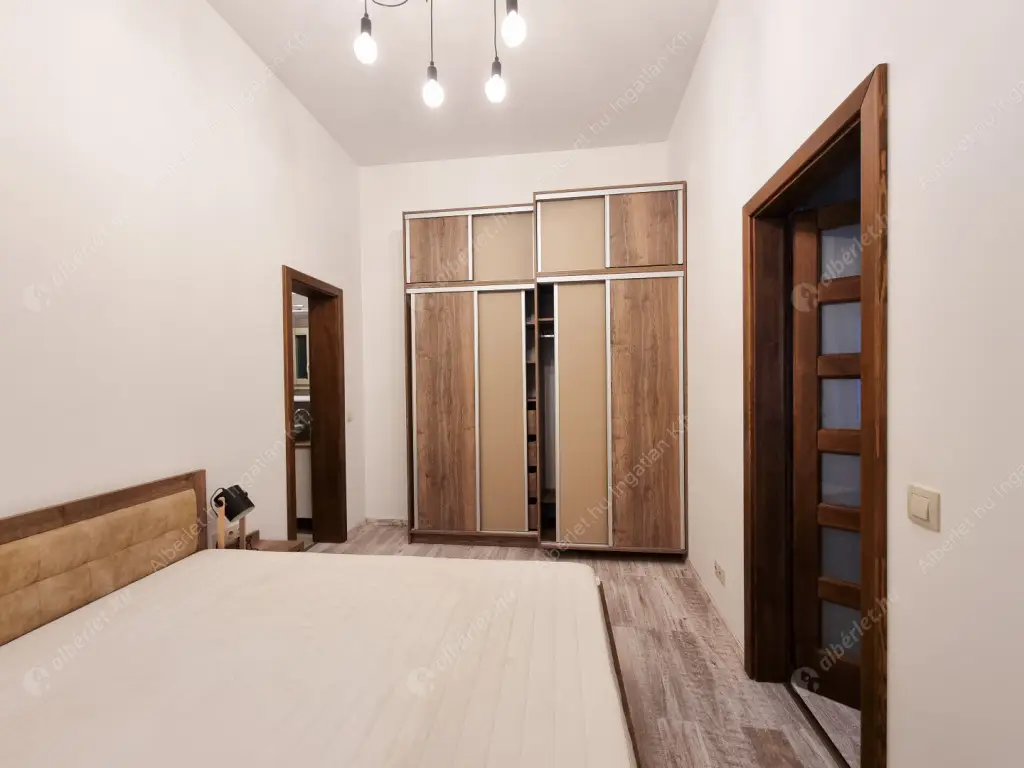 Kiadó albérlet 350000 Ft/hó áron: Budapest, V. kerület  Papnövelde utca. Mérete: 55 nm, 2 szobás | Alberlet.hu - 6556855