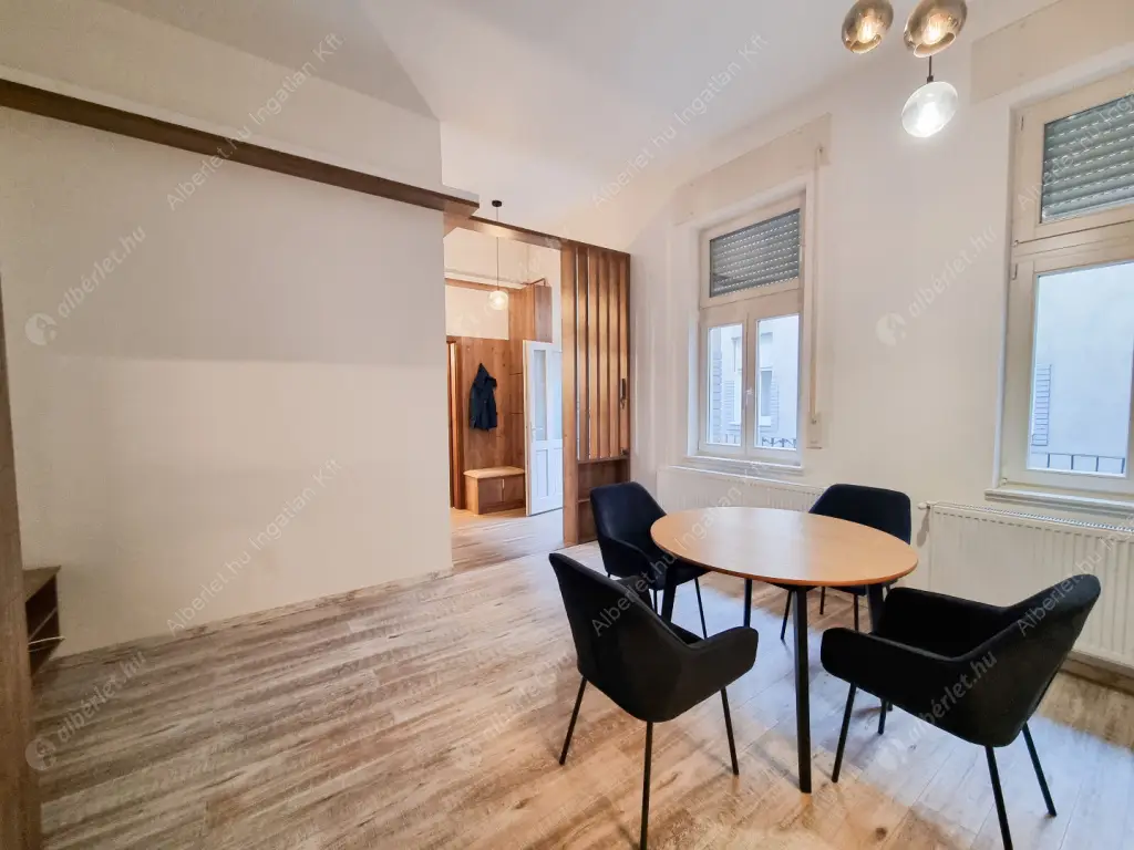 Kiadó albérlet 350000 Ft/hó áron: Budapest, V. kerület  Papnövelde utca. Mérete: 55 nm, 2 szobás | Alberlet.hu - 6588852