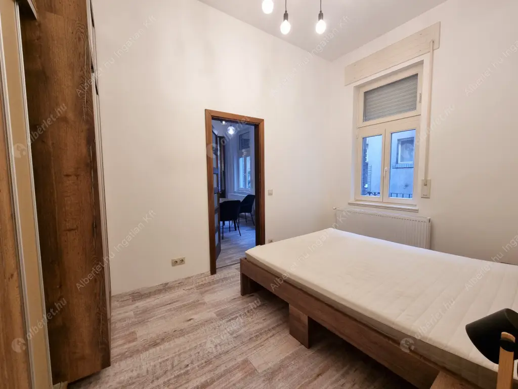 Kiadó albérlet 350000 Ft/hó áron: Budapest, V. kerület  Papnövelde utca. Mérete: 55 nm, 2 szobás | Alberlet.hu - 6588859