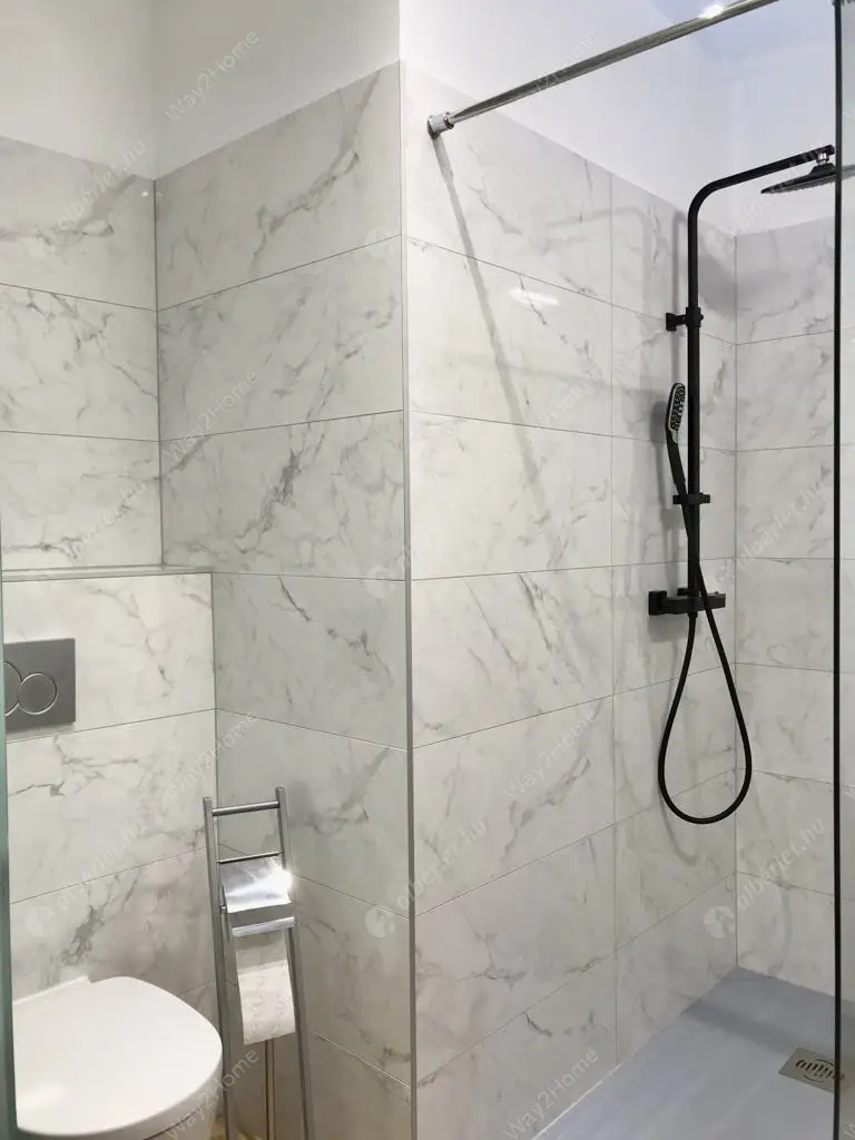 Kiadó albérlet 309000 Ft/hó áron: Budapest, V. kerület  Párizsi utca. Mérete: 43 nm, 1 szobás | Alberlet.hu - 6627729