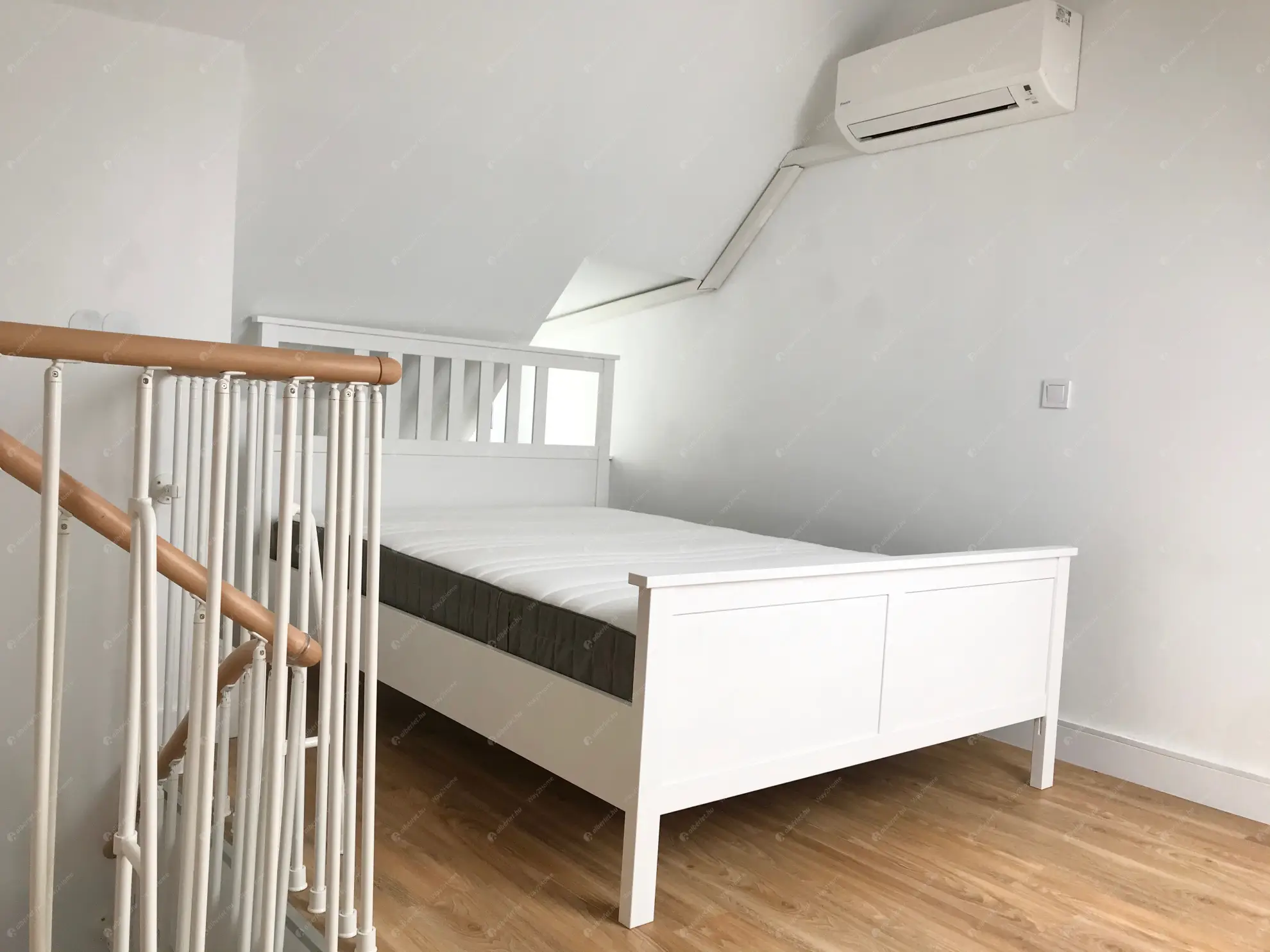 Kiadó albérlet 309000 Ft/hó áron: Budapest, V. kerület  Párizsi utca. Mérete: 43 nm, 1 szobás | Alberlet.hu - 6627738