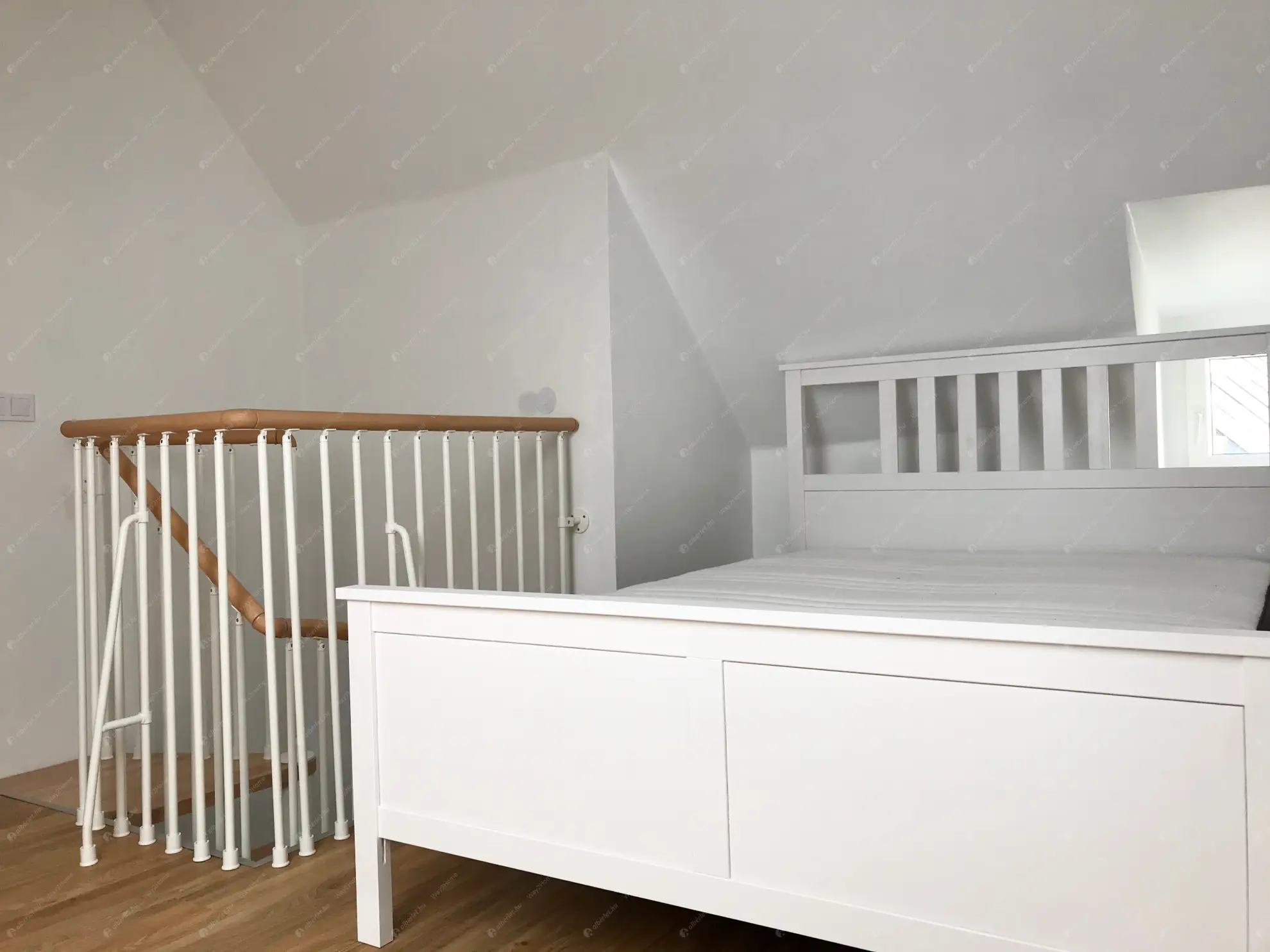 Kiadó albérlet 309000 Ft/hó áron: Budapest, V. kerület  Párizsi utca. Mérete: 43 nm, 1 szobás | Alberlet.hu - 6627740