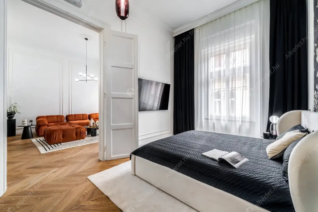 Kiadó albérlet 1000000 Ft/hó áron: Budapest, V. kerület  Párizsi utca. Mérete: 81 nm, 3 szobás | Alberlet.hu - 6633946