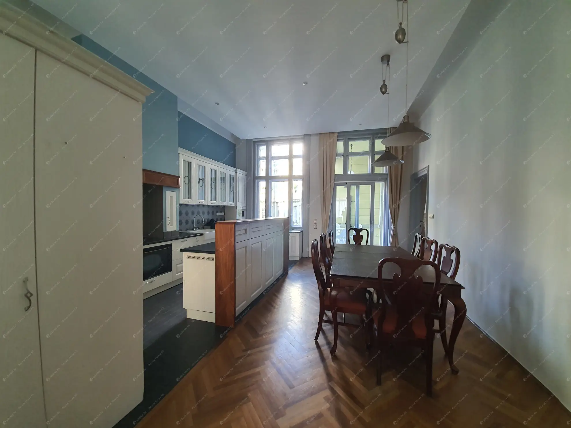 Kiadó albérlet 1544000 Ft/hó áron: Budapest, V. kerület  Perczel Mór utca. Mérete: 202 nm, 6 szobás | Alberlet.hu - 6626156