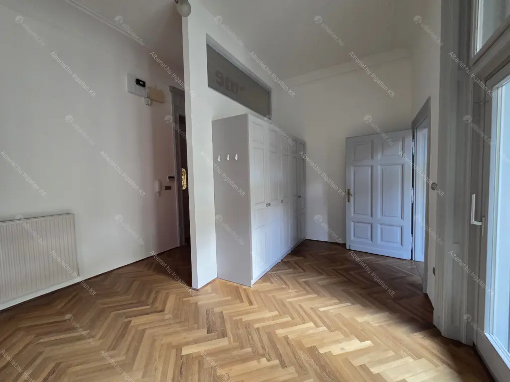 Kiadó albérlet 1544000 Ft/hó áron: Budapest, V. kerület  Perczel Mór utca. Mérete: 202 nm, 6 szobás | Alberlet.hu - 6678676